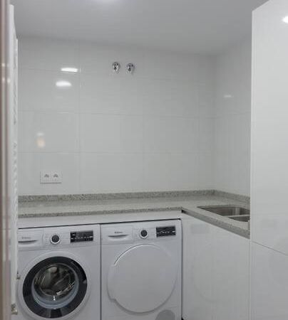 Sakura Homes Ponferrada Centro 8 Plazas Экстерьер фото